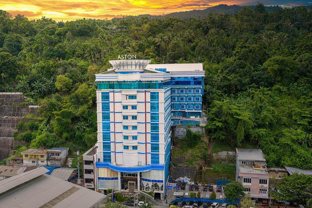 Aston Jayapura Hotel And Convention Center Buitenkant foto