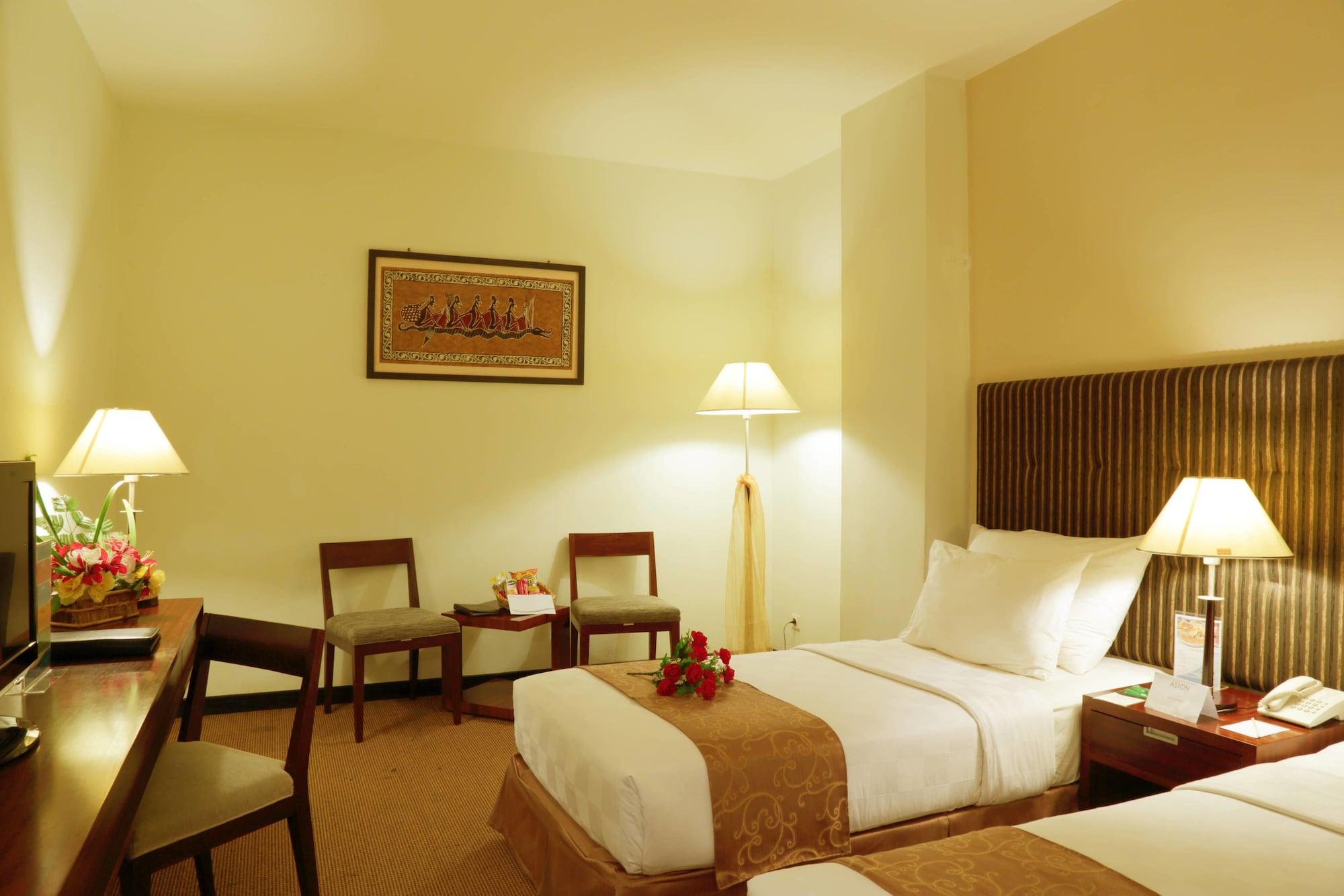 Aston Jayapura Hotel And Convention Center Buitenkant foto