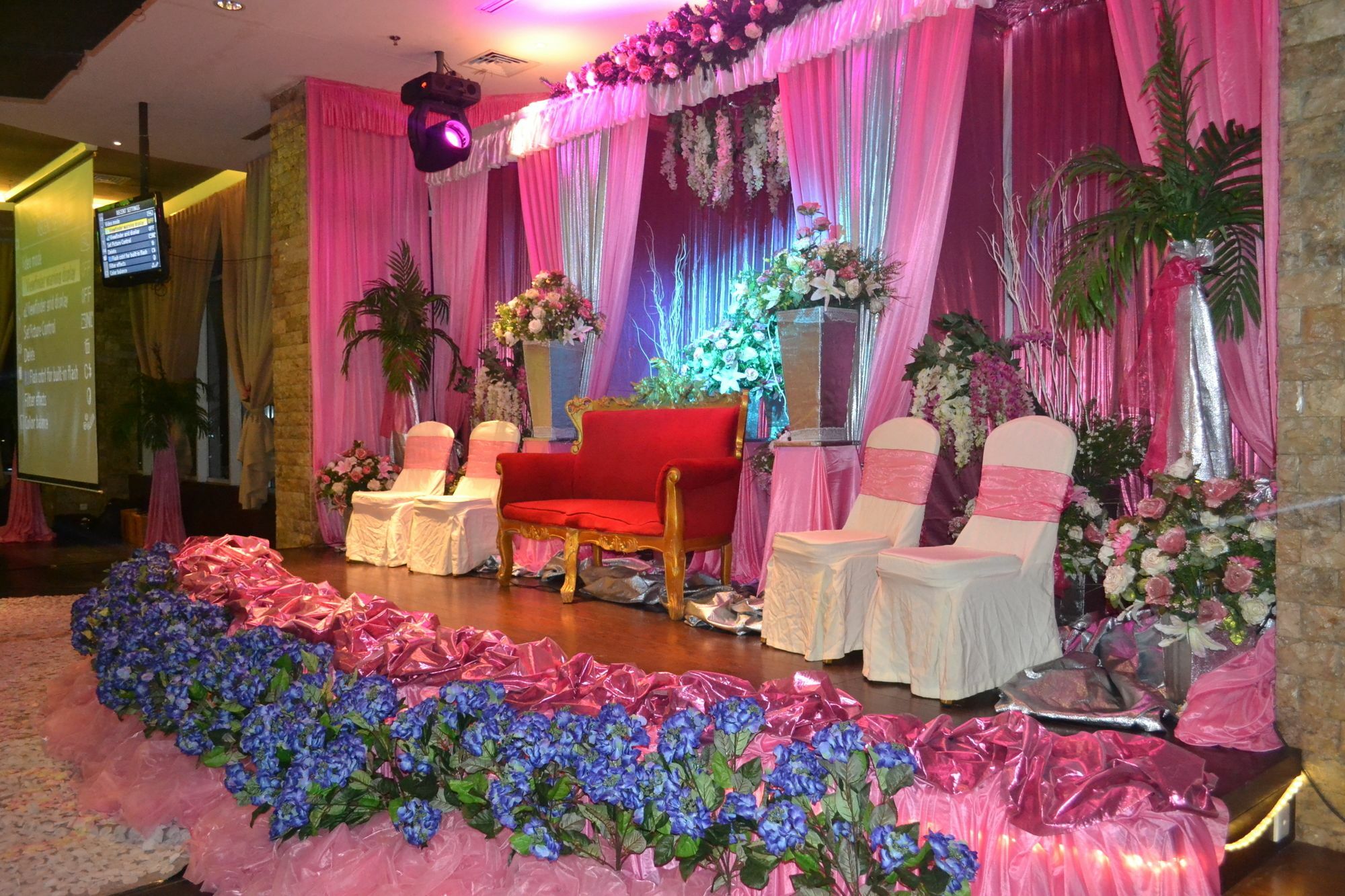 Aston Jayapura Hotel And Convention Center Buitenkant foto